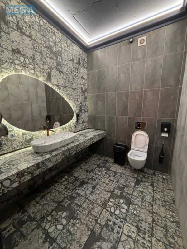 Оренда комерційної нерухомості, 184&nbsp;кв.м, <a class="location-link" href="/kiev/" title="Недвижимость Київ">Київ</a>, <a class="location-link" href="/kiev/solomenskij/" title="Недвижимость Солом'янський район">Солом'янський р-н</a>, Ушинского ул. (изображение 4)