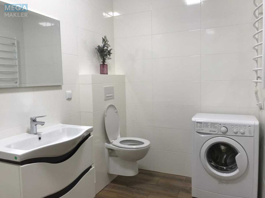 Оренда 2 кімнатної квартири, <a class="location-link" href="/kiev/" title="Недвижимость Київ">Київ</a>, <a class="location-link" href="/kiev/podolskij/" title="Недвижимость Подільський район">Подільський р-н</a>, Європейського Союзу просп. (изображение 10)