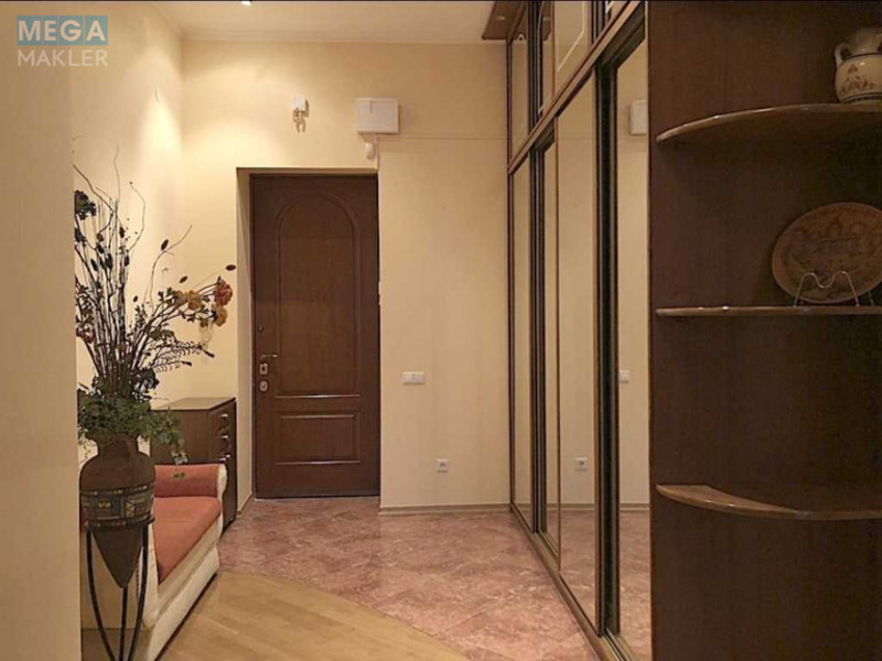 Оренда 2 кімнатної квартири, <a class="location-link" href="/kiev/" title="Недвижимость Київ">Київ</a>, <a class="location-link" href="/kiev/shevchenkovskij/" title="Недвижимость Шевченківський район">Шевченківський р-н</a>, Воровского ул., 38 (изображение 7)