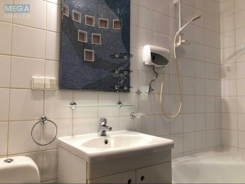 Оренда 2 кімнатної квартири, <a class="location-link" href="/kiev/" title="Недвижимость Київ">Київ</a>, <a class="location-link" href="/kiev/shevchenkovskij/" title="Недвижимость Шевченківський район">Шевченківський р-н</a>, Воровского ул., 38 (изображение 12)