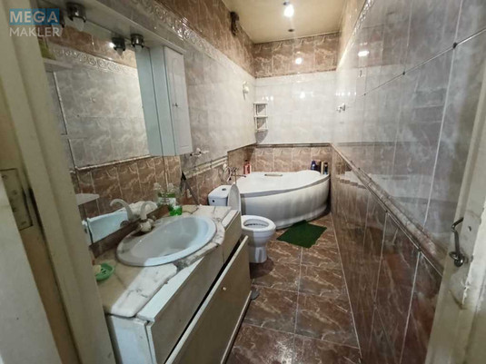 Оренда кімнати (підселення), <a class="location-link" href="/odessa/" title="Недвижимость Одеса">Одеса</a>, <a class="location-link" href="/odessa/primorskij/" title="Недвижимость Приморський район">Приморський р-н</a>, Воронцовский переулок, 5 (изображение 4)