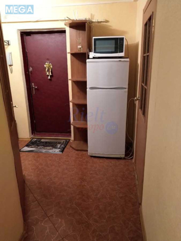 Продаж 2 кімнатної квартири (43/30/6), 1 пов. 5 пов. будинку, <a class="location-link" href="/kiev/" title="Недвижимость Київ">Київ</a>, <a class="location-link" href="/kiev/shevchenkovskij/" title="Недвижимость Шевченківський район">Шевченківський р-н</a>, Стеценко ул., 13 (изображение 10)