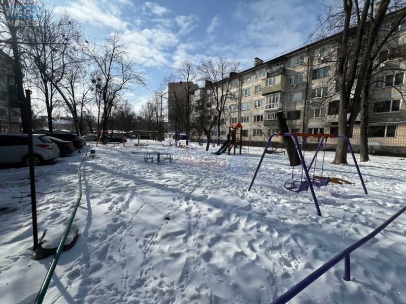 Продаж 2 кімнатної квартири (43/30/6), 1 пов. 5 пов. будинку, <a class="location-link" href="/kiev/" title="Недвижимость Київ">Київ</a>, <a class="location-link" href="/kiev/shevchenkovskij/" title="Недвижимость Шевченківський район">Шевченківський р-н</a>, Стеценко ул., 13 (изображение 13)