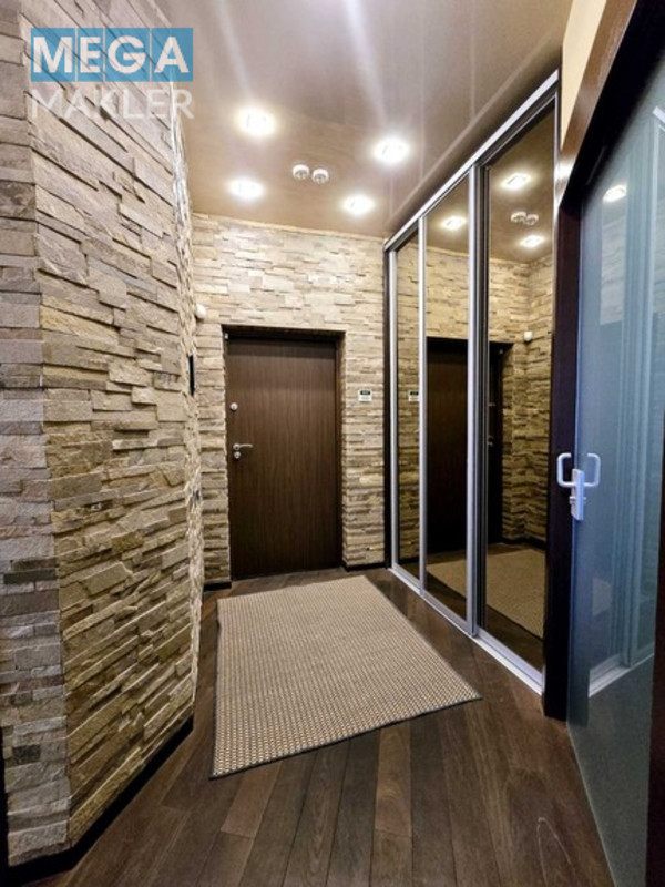 Оренда 2 кімнатної квартири, люкс, <a class="location-link" href="/dnepropetrovsk/" title="Недвижимость Дніпра">Дніпро</a>, <a class="location-link" href="/dnepropetrovsk/zhovtnevyj/" title="Недвижимость Жовтневий район">Жовтневий р-н</a>, Павла Ниринберга, 10, Центр (изображение 7)