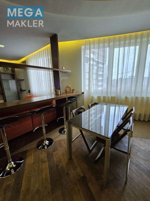 Оренда 2 кімнатної квартири, люкс, <a class="location-link" href="/dnepropetrovsk/" title="Недвижимость Дніпра">Дніпро</a>, <a class="location-link" href="/dnepropetrovsk/zhovtnevyj/" title="Недвижимость Жовтневий район">Жовтневий р-н</a>, Павла Ниринберга, 10, Центр (изображение 8)