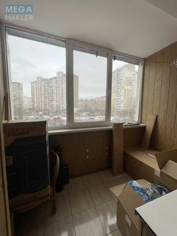 Продаж 3 кімнатної квартири (92/65/13), 3 пов. 9 пов. будинку, <a class="location-link" href="/kiev/" title="Недвижимость Київ">Київ</a>, <a class="location-link" href="/kiev/desnyanskij/" title="Недвижимость Деснянський район">Деснянський р-н</a>, Радунская ул., 1 (изображение 4)