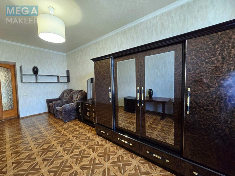 Оренда 2 кімнатної квартири, <a class="location-link" href="/dnepropetrovsk/" title="Недвижимость Дніпра">Дніпро</a>, <a class="location-link" href="/dnepropetrovsk/zhovtnevyj/" title="Недвижимость Жовтневий район">Жовтневий р-н</a>, Центр Менора (изображение 3)