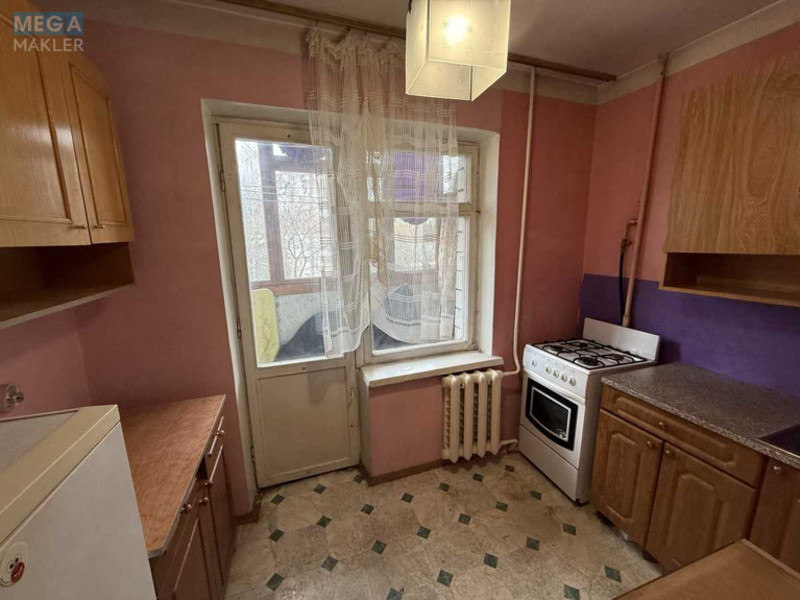 Оренда 1 кімнатної квартири, <a class="location-link" href="/kiev/" title="Недвижимость Київ">Київ</a>, <a class="location-link" href="/kiev/svyatoshinskij/" title="Недвижимость Святошинський район">Святошинський р-н</a>, Михаила Котельникова ул., 51А (изображение 14)