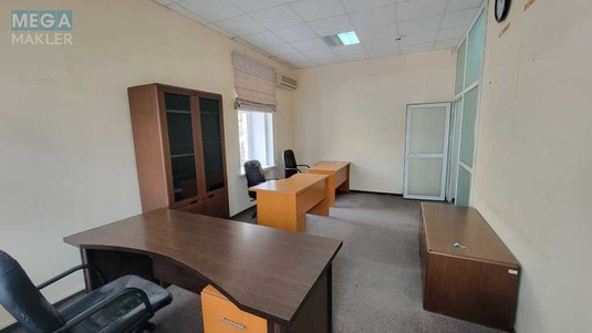 Оренда комерційної нерухомості, 137&nbsp;кв.м, под офис, <a class="location-link" href="/kiev/" title="Недвижимость Київ">Київ</a>, <a class="location-link" href="/kiev/pecherskij/" title="Недвижимость Печерський район">Печерський р-н</a>, Шота Руставелі вул., 15 (изображение 3)