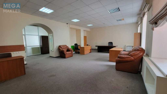 Оренда комерційної нерухомості, 137&nbsp;кв.м, под офис, <a class="location-link" href="/kiev/" title="Недвижимость Київ">Київ</a>, <a class="location-link" href="/kiev/pecherskij/" title="Недвижимость Печерський район">Печерський р-н</a>, Шота Руставелі вул., 15 (изображение 5)