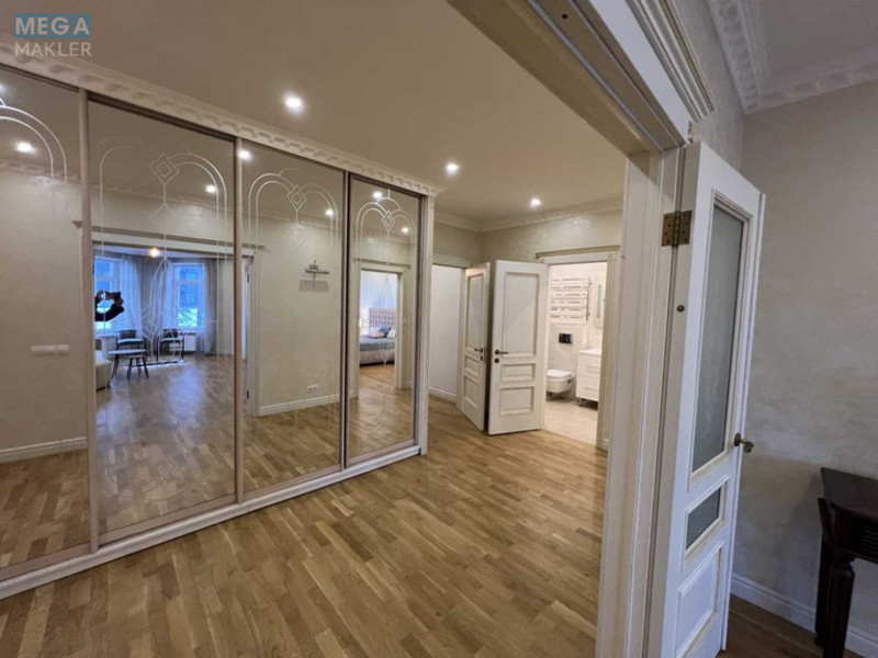 Оренда 3 кімнатної квартири, <a class="location-link" href="/kiev/" title="Недвижимость Київ">Київ</a>, <a class="location-link" href="/kiev/goloseevskij/" title="Недвижимость Голосіївський район">Голосіївський р-н</a>, Паньковская ул., 27/78 (изображение 23)