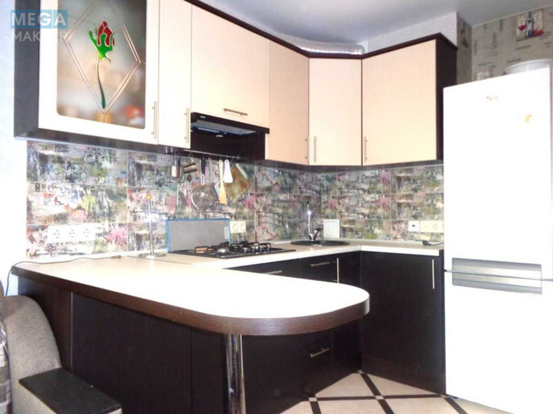 Оренда 1 кімнатної квартири, <a class="location-link" href="/kiev/" title="Недвижимость Київ">Київ</a>, <a class="location-link" href="/kiev/goloseevskij/" title="Недвижимость Голосіївський район">Голосіївський р-н</a>, Метрологічна вул., 9-в (изображение 2)