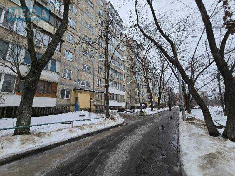 Продаж 1 кімнатної квартири (32/18/5), 4 пов. 9 пов. будинку, <a class="location-link" href="/kiev/" title="Недвижимость Київ">Київ</a>, <a class="location-link" href="/kiev/dneprovskij/" title="Недвижимость Дніпровський район">Дніпровський р-н</a>, Березняківська вулиця, 20 (изображение 15)