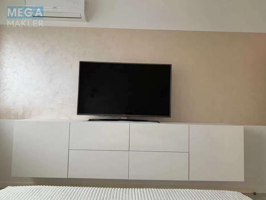 Оренда 3 кімнатної квартири, люкс, <a class="location-link" href="/kiev/" title="Недвижимость Київ">Київ</a>, <a class="location-link" href="/kiev/dneprovskij/" title="Недвижимость Дніпровський район">Дніпровський р-н</a>, пр. Соборності 30-А, ЖК  Київська Венеція ( <img src="https://megamakler.com.ua/metro/ff0000.gif" alt="" class="metro" /> м. Левобережная, 15 хв. ) (изображение 3)