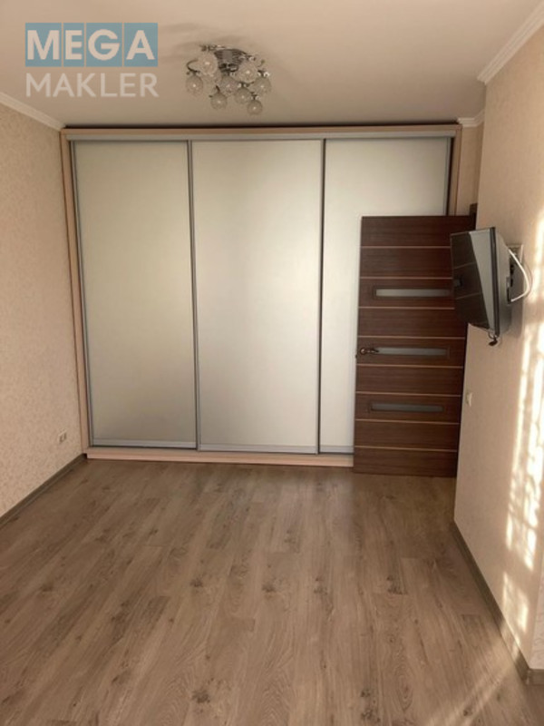 Оренда 2 кімнатної квартири, <a class="location-link" href="/kiev/" title="Недвижимость Київ">Київ</a>, <a class="location-link" href="/kiev/dneprovskij/" title="Недвижимость Дніпровський район">Дніпровський р-н</a>, вул. Регенераторна 4к1, ЖК Комфорт Таун ( <img src="https://megamakler.com.ua/metro/ff0000.gif" alt="" class="metro" /> м. Левобережная, 20 хв. ) (изображение 2)