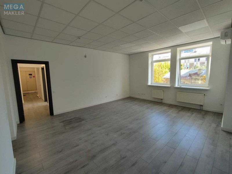 Оренда комерційної нерухомості, 190&nbsp;кв.м, под офис, <a class="location-link" href="/kiev/" title="Недвижимость Київ">Київ</a>, <a class="location-link" href="/kiev/shevchenkovskij/" title="Недвижимость Шевченківський район">Шевченківський р-н</a>, Провіантська вул., 3 (изображение 2)