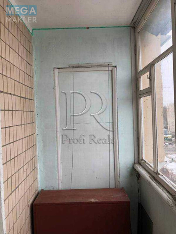 Продаж 1 кімнатної квартири (39/19/8), 9 пов. 9 пов. будинку, <a class="location-link" href="/kiev/" title="Недвижимость Київ">Київ</a>, <a class="location-link" href="/kiev/svyatoshinskij/" title="Недвижимость Святошинський район">Святошинський р-н</a>, Кіпріанова Академіка вулиця, 2 (изображение 4)