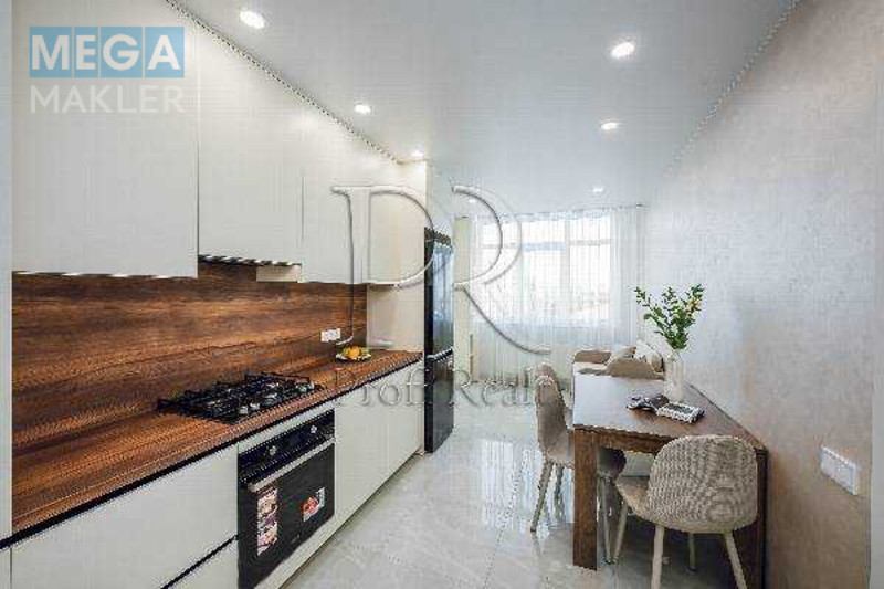 Продаж 2 кімнатної квартири (61/30/17), 8 пов. 10 пов. будинку, <a class="location-link" href="/sofievskaya-borshagovka/" title="Недвижимость Софіївська Борщагівка">Софіївська Борщагівка</a>, Боголюбова вулиця, 9а (изображение 2)