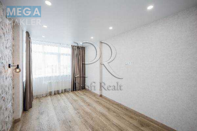 Продаж 2 кімнатної квартири (61/30/17), 8 пов. 10 пов. будинку, <a class="location-link" href="/sofievskaya-borshagovka/" title="Недвижимость Софіївська Борщагівка">Софіївська Борщагівка</a>, Боголюбова вулиця, 9а (изображение 7)