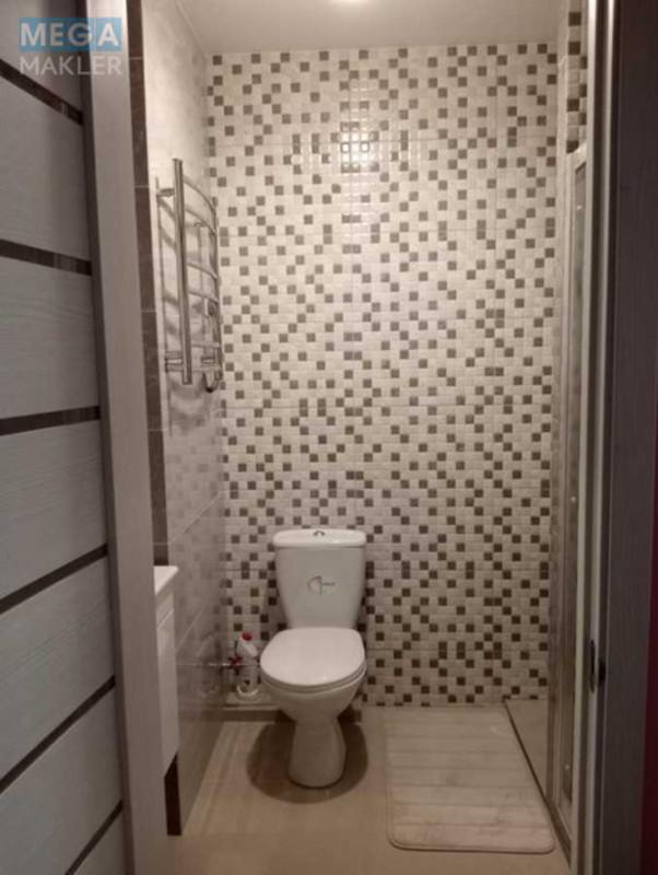 Оренда 1 кімнатної квартири, <a class="location-link" href="/kiev/" title="Недвижимость Київ">Київ</a>, <a class="location-link" href="/kiev/svyatoshinskij/" title="Недвижимость Святошинський район">Святошинський р-н</a>, Олевська вул., 11 (изображение 4)