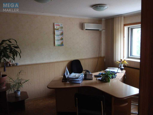 Продаж комерційної нерухомості, 396,80&nbsp;кв.м, под офис, <a class="location-link" href="/melitopol/" title="Недвижимость Мелітополь">Мелітополь</a>, М.Грушевського, 10 (изображение 4)