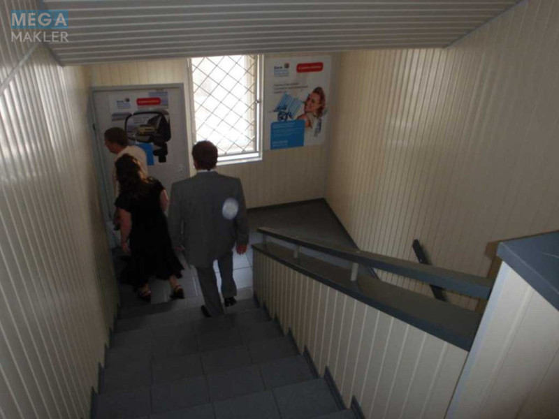 Продаж комерційної нерухомості, 396,80&nbsp;кв.м, под офис, <a class="location-link" href="/melitopol/" title="Недвижимость Мелітополь">Мелітополь</a>, М.Грушевського, 10 (изображение 6)