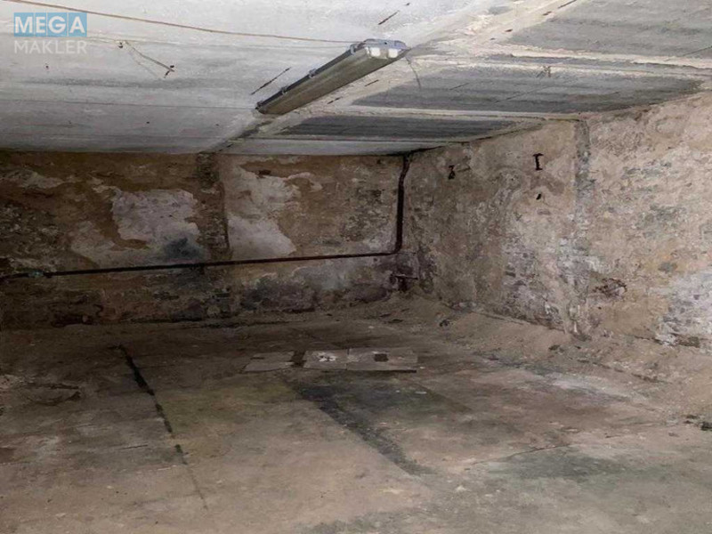 Продаж окремої будівлі/побудови, 409&nbsp;кв.м, <a class="location-link" href="/kiev/" title="Недвижимость Київ">Київ</a>, <a class="location-link" href="/kiev/shevchenkovskij/" title="Недвижимость Шевченківський район">Шевченківський р-н</a>, Січових Стрільців вул., 14а (изображение 7)