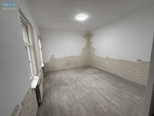 Оренда комерційної нерухомості, 197&nbsp;кв.м, под офис, <a class="location-link" href="/kiev/" title="Недвижимость Київ">Київ</a>, <a class="location-link" href="/kiev/shevchenkovskij/" title="Недвижимость Шевченківський район">Шевченківський р-н</a>, Трехсвятительская ул., 13 (изображение 5)