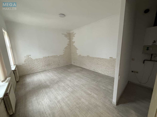 Оренда комерційної нерухомості, 197&nbsp;кв.м, под офис, <a class="location-link" href="/kiev/" title="Недвижимость Київ">Київ</a>, <a class="location-link" href="/kiev/shevchenkovskij/" title="Недвижимость Шевченківський район">Шевченківський р-н</a>, Трехсвятительская ул., 13 (изображение 6)