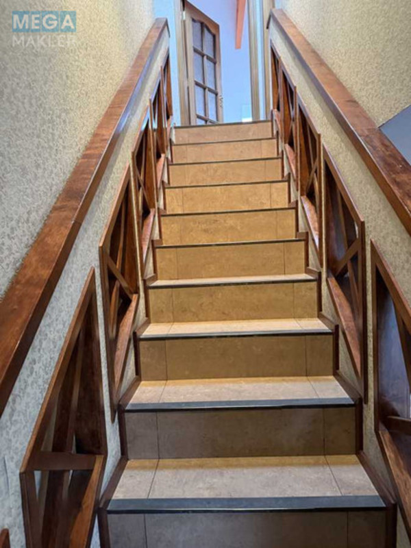 Оренда комерційної нерухомості, 197&nbsp;кв.м, под офис, <a class="location-link" href="/kiev/" title="Недвижимость Київ">Київ</a>, <a class="location-link" href="/kiev/shevchenkovskij/" title="Недвижимость Шевченківський район">Шевченківський р-н</a>, Трехсвятительская ул., 13 (изображение 14)