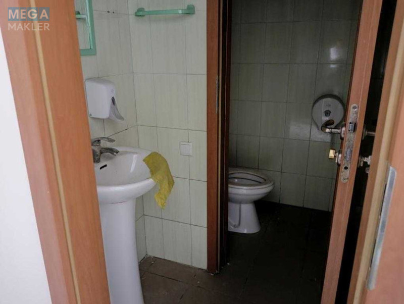 Продаж комерційної нерухомості, 133,60&nbsp;кв.м, под офис, <a class="location-link" href="/kharkov/" title="Недвижимость Харків">Харків</a>, <a class="location-link" href="/kharkov/leninskij/" title="Недвижимость Холодногорський (Ленінський) район">Холодногорський (Ленінський) р-н</a>, Полтавський шлях, 167 (изображение 6)