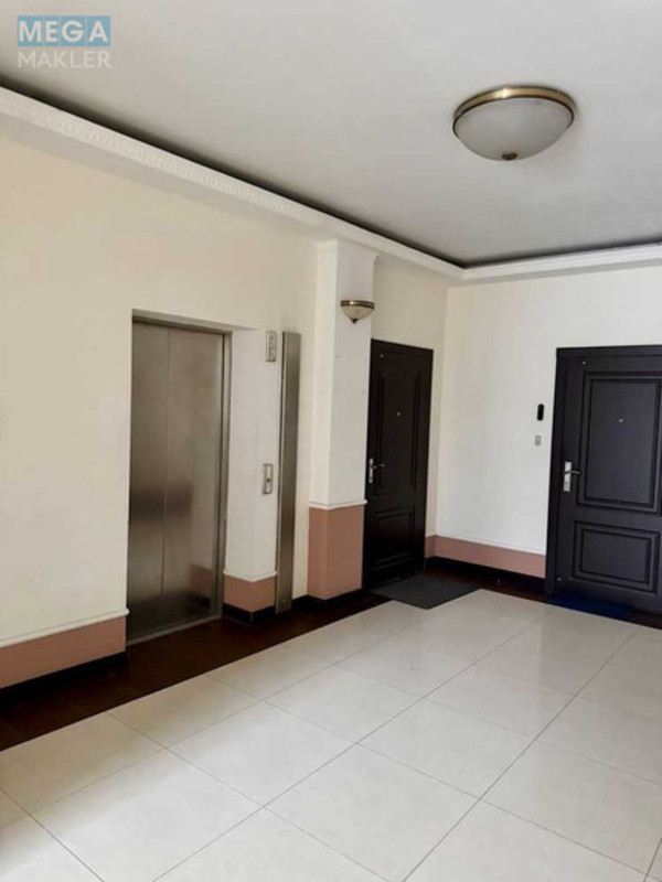 Продаж комерційної нерухомості, 142,70&nbsp;кв.м, под офис, <a class="location-link" href="/kiev/" title="Недвижимость Київ">Київ</a>, <a class="location-link" href="/kiev/shevchenkovskij/" title="Недвижимость Шевченківський район">Шевченківський р-н</a>, Глубочицкая ул., 40 (изображение 14)