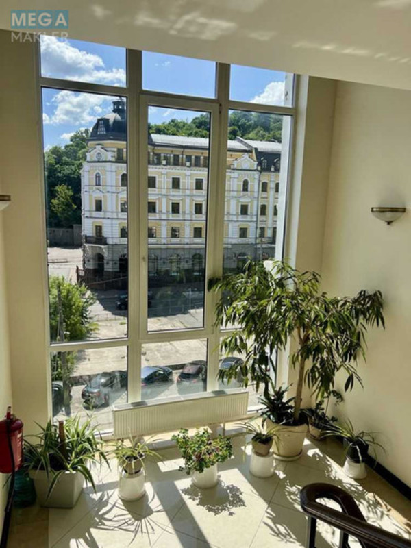 Оренда комерційної нерухомості, 96,50&nbsp;кв.м, под офис, <a class="location-link" href="/kiev/" title="Недвижимость Київ">Київ</a>, <a class="location-link" href="/kiev/podolskij/" title="Недвижимость Подільський район">Подільський р-н</a>, Нижний Вал ул., 15 (изображение 13)