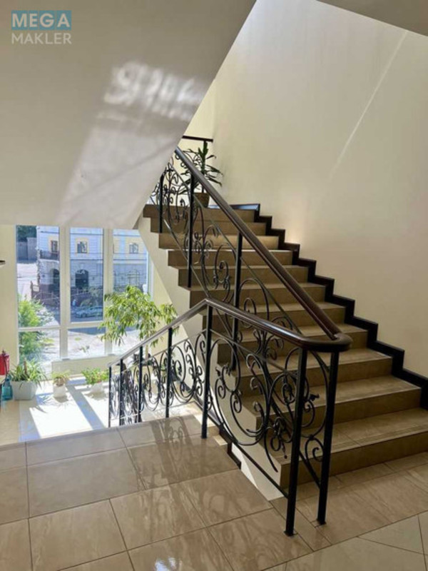 Оренда комерційної нерухомості, 96,50&nbsp;кв.м, под офис, <a class="location-link" href="/kiev/" title="Недвижимость Київ">Київ</a>, <a class="location-link" href="/kiev/podolskij/" title="Недвижимость Подільський район">Подільський р-н</a>, Нижний Вал ул., 15 (изображение 14)