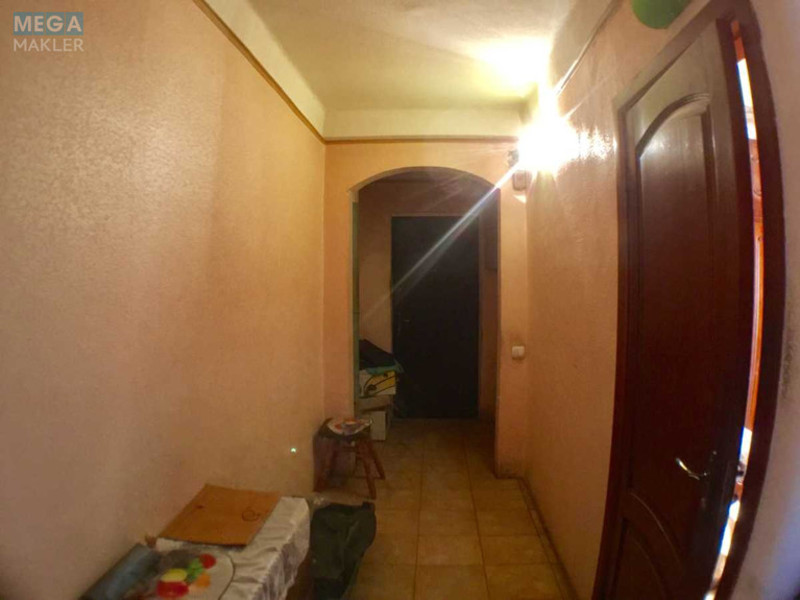 Продаж 2 кімнатної квартири (56/34/8), 4 пов. 9 пов. будинку, <a class="location-link" href="/kiev/" title="Недвижимость Київ">Київ</a>, <a class="location-link" href="/kiev/zamostyanskij/" title="Недвижимость Замостянский район">Замостянский р-н</a>, Березняковская ул., 12 (изображение 4)