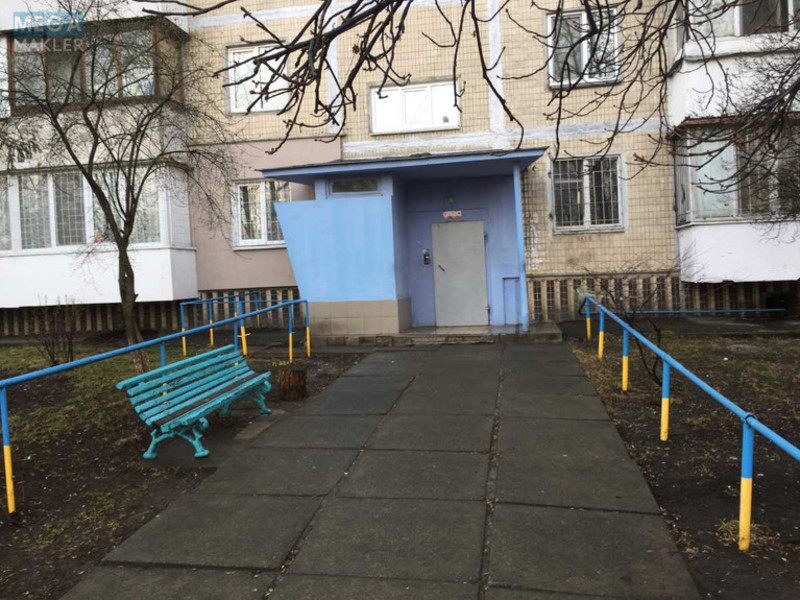 Продаж 2 кімнатної квартири (56/34/8), 4 пов. 9 пов. будинку, <a class="location-link" href="/kiev/" title="Недвижимость Київ">Київ</a>, <a class="location-link" href="/kiev/zamostyanskij/" title="Недвижимость Замостянский район">Замостянский р-н</a>, Березняковская ул., 12 (изображение 13)