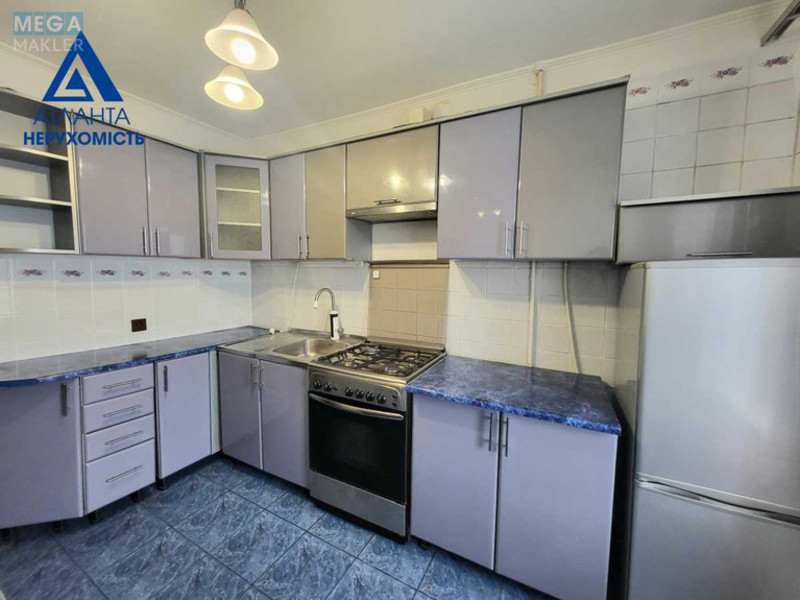 Продаж 3 кімнатної квартири (68/39/8), 8 пов. 9 пов. будинку, <a class="location-link" href="/lutsk/" title="Недвижимость Луцьк">Луцьк</a>, Володимира Івасюка, 52а (изображение 3)