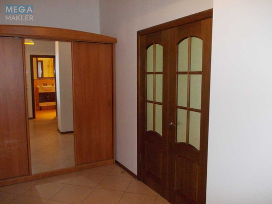 Оренда 1 кімнатної квартири, <a class="location-link" href="/kiev/" title="Недвижимость Київ">Київ</a>, <a class="location-link" href="/kiev/solomenskij/" title="Недвижимость Солом'янський район">Солом'янський р-н</a>, Народного Ополчення вул., 7 (изображение 7)