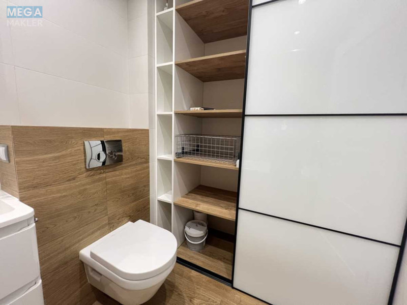 Оренда 1 кімнатної квартири, <a class="location-link" href="/kiev/" title="Недвижимость Київ">Київ</a>, <a class="location-link" href="/kiev/shevchenkovskij/" title="Недвижимость Шевченківський район">Шевченківський р-н</a>, Салютна вул., 2 (изображение 8)