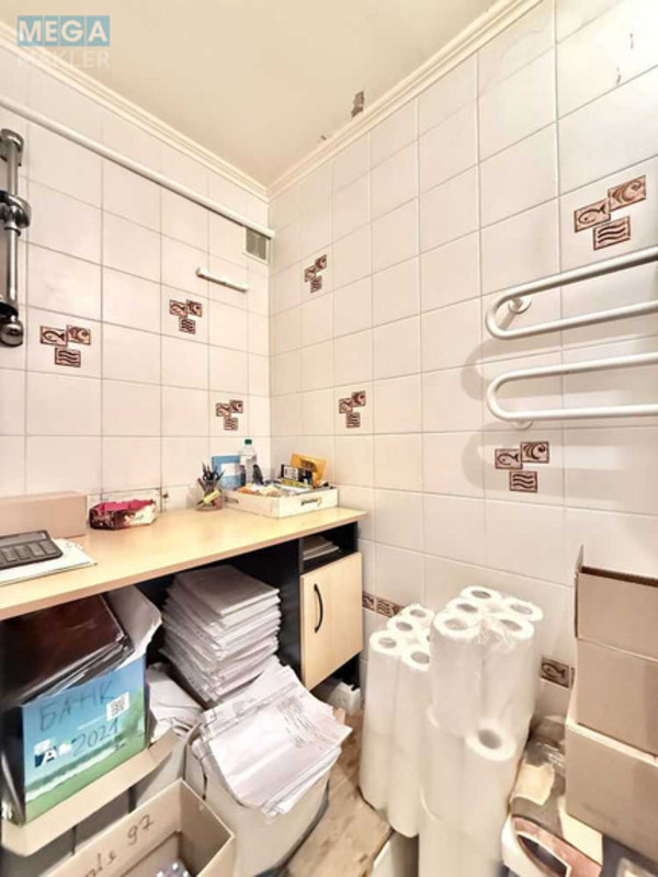 Продаж комерційної нерухомості, 43,90&nbsp;кв.м, под офис, <a class="location-link" href="/kiev/" title="Недвижимость Київ">Київ</a>, <a class="location-link" href="/kiev/pecherskij/" title="Недвижимость Печерський район">Печерський р-н</a>, Чигорина ул., 61А (изображение 8)