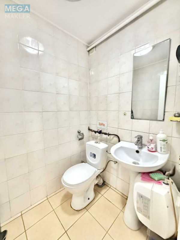 Продаж комерційної нерухомості, 43,90&nbsp;кв.м, под офис, <a class="location-link" href="/kiev/" title="Недвижимость Київ">Київ</a>, <a class="location-link" href="/kiev/pecherskij/" title="Недвижимость Печерський район">Печерський р-н</a>, Чигорина ул., 61А (изображение 12)