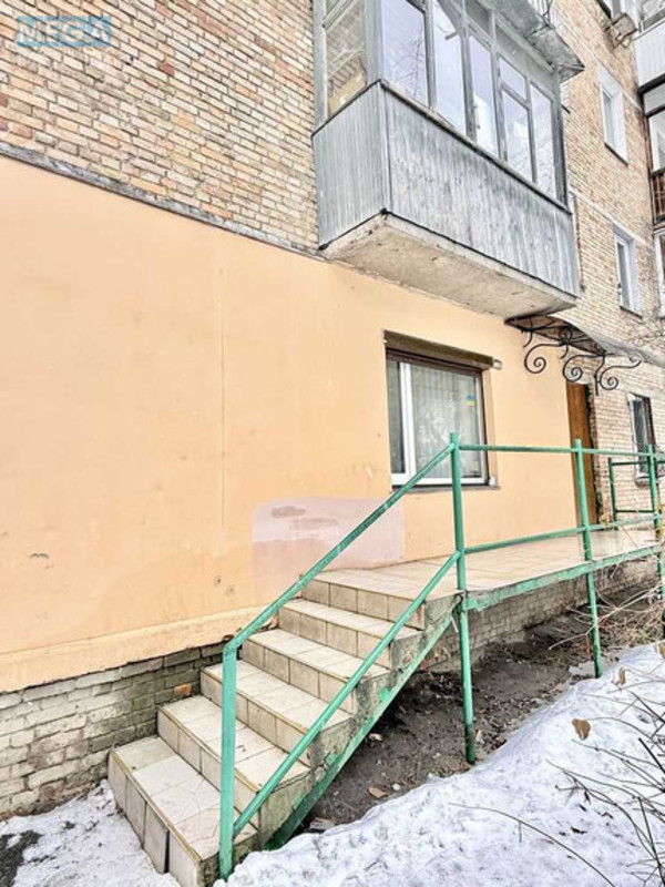 Продаж комерційної нерухомості, 43,90&nbsp;кв.м, под офис, <a class="location-link" href="/kiev/" title="Недвижимость Київ">Київ</a>, <a class="location-link" href="/kiev/pecherskij/" title="Недвижимость Печерський район">Печерський р-н</a>, Чигорина ул., 61А (изображение 17)