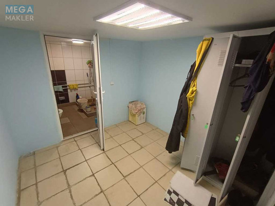 Продаж комерційної нерухомості, 270&nbsp;кв.м, <a class="location-link" href="/kiev/" title="Недвижимость Київ">Київ</a>, <a class="location-link" href="/kiev/desnyanskij/" title="Недвижимость Деснянський район">Деснянський р-н</a>, Пухівська вул., 2 (изображение 23)