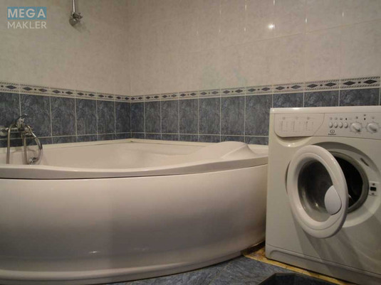 Оренда 2 кімнатної квартири, <a class="location-link" href="/kiev/" title="Недвижимость Київ">Київ</a>, <a class="location-link" href="/kiev/darnickij/" title="Недвижимость Дарницький район">Дарницький р-н</a>, Ревуцького вул., 44б (изображение 7)