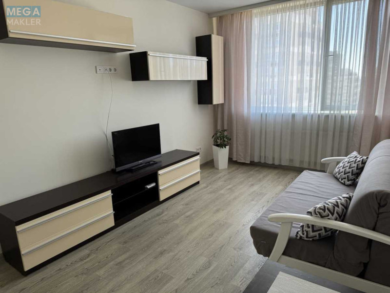 Оренда 1 кімнатної квартири, <a class="location-link" href="/kiev/" title="Недвижимость Київ">Київ</a>, <a class="location-link" href="/kiev/podolskij/" title="Недвижимость Подільський район">Подільський р-н</a>, Правды просп. (изображение 4)