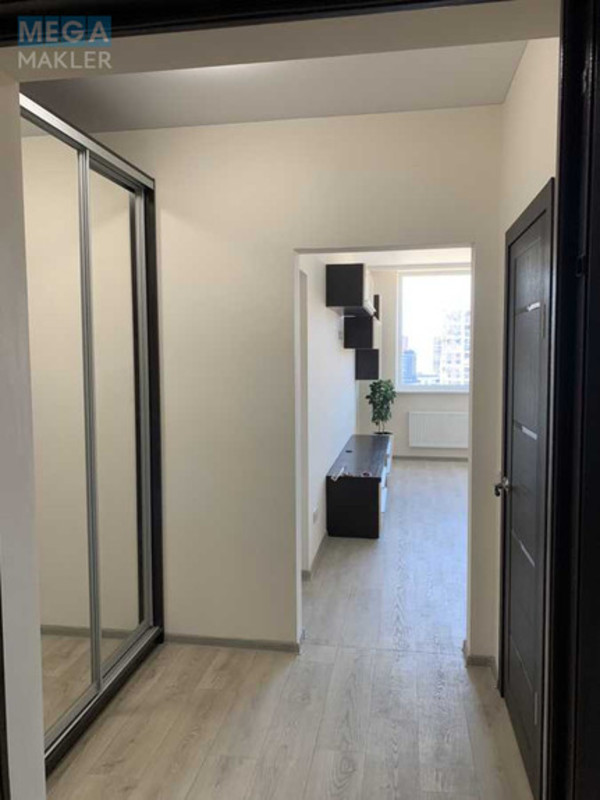 Оренда 1 кімнатної квартири, <a class="location-link" href="/kiev/" title="Недвижимость Київ">Київ</a>, <a class="location-link" href="/kiev/podolskij/" title="Недвижимость Подільський район">Подільський р-н</a>, Правды просп. (изображение 10)