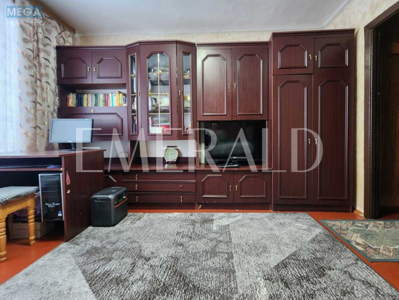 Продаж 5 кімнатної квартири (19,5/?/?), 3 пов. 5 пов. будинку, <a class="location-link" href="/kiev/" title="Недвижимость Київ">Київ</a>, <a class="location-link" href="/kiev/goloseevskij/" title="Недвижимость Голосіївський район">Голосіївський р-н</a>, Сеченова ул., 5 (изображение 7)