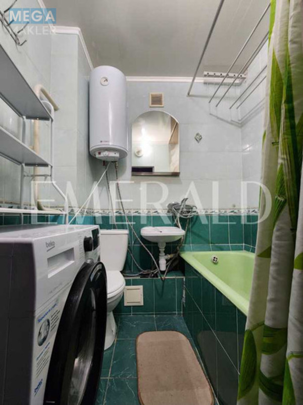 Продаж 5 кімнатної квартири (19,5/?/?), 3 пов. 5 пов. будинку, <a class="location-link" href="/kiev/" title="Недвижимость Київ">Київ</a>, <a class="location-link" href="/kiev/goloseevskij/" title="Недвижимость Голосіївський район">Голосіївський р-н</a>, Сеченова ул., 5 (изображение 10)