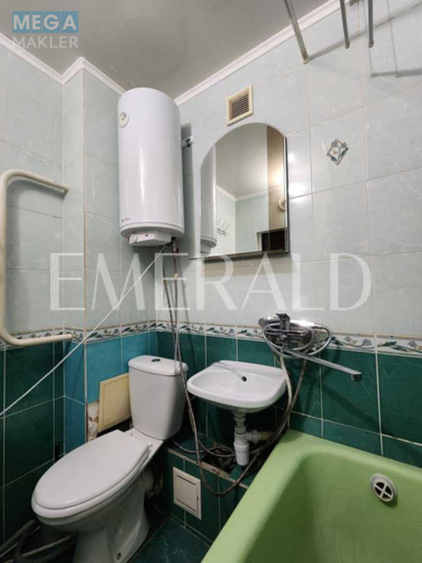 Продаж 5 кімнатної квартири (19,5/?/?), 3 пов. 5 пов. будинку, <a class="location-link" href="/kiev/" title="Недвижимость Київ">Київ</a>, <a class="location-link" href="/kiev/goloseevskij/" title="Недвижимость Голосіївський район">Голосіївський р-н</a>, Сеченова ул., 5 (изображение 11)