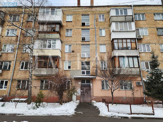 Продаж 5 кімнатної квартири (19,5/?/?), 3 пов. 5 пов. будинку, <a class="location-link" href="/kiev/" title="Недвижимость Київ">Київ</a>, <a class="location-link" href="/kiev/goloseevskij/" title="Недвижимость Голосіївський район">Голосіївський р-н</a>, Сеченова ул., 5 (изображение 16)